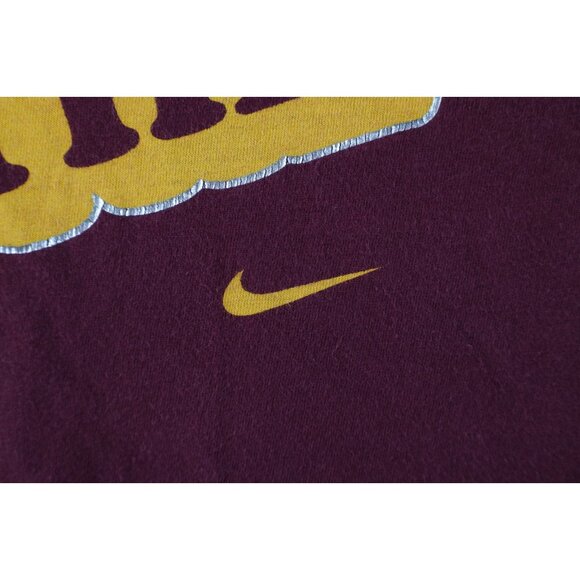 Retro Y2K Nike Womens Small Slim Fit The U University of Minnesota T-Shirt - Picture 6 of 15